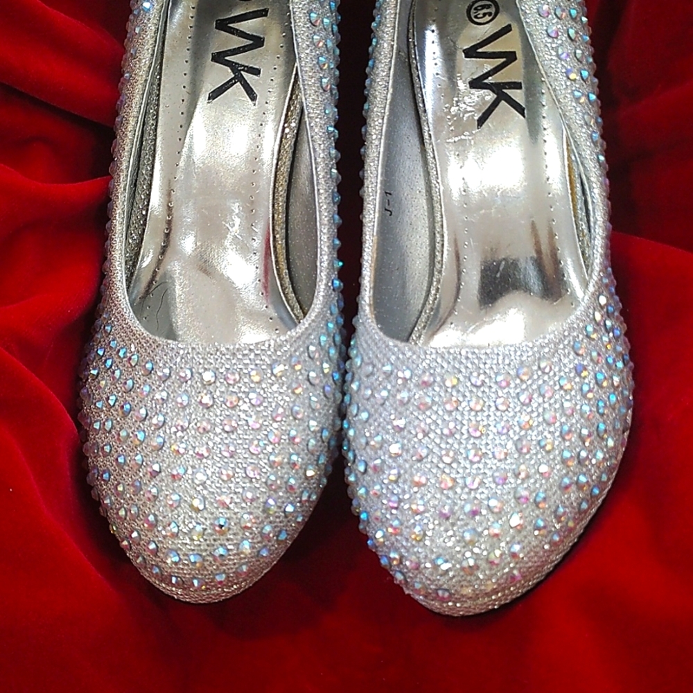 Silver Crystal Embellished  Heels Size 8.5 Made By WK